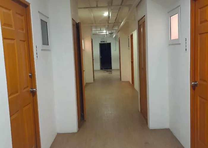 Bed & Breakfast Cj'sstaycation In 4*